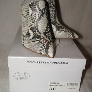 Snakeskin Steve Madden heels